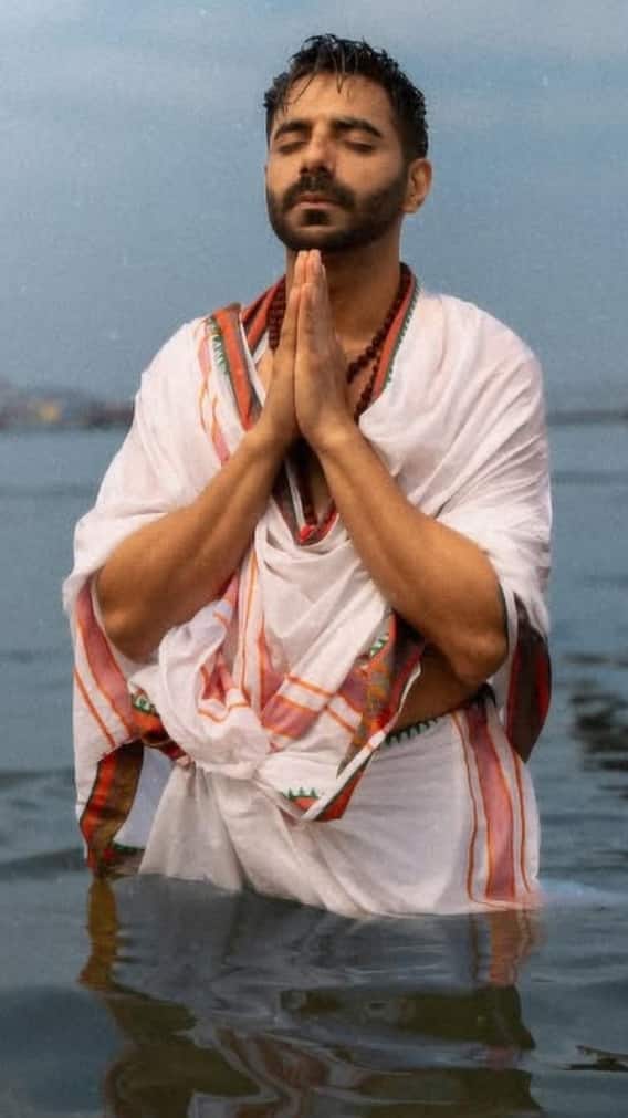 स्त्री 2 एक्टर ने किया संगम स्नान, महाकुंभ से शेयर किया वीडियो