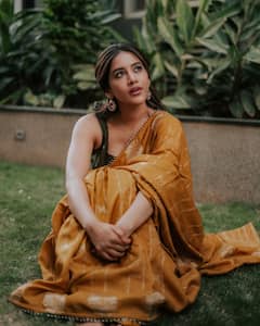 Nabha Natesh: మహాశివరాత్రి స్పెషల్... శారీలో నభా నటేష్ లేటెస్ట్ ఫోటోలు