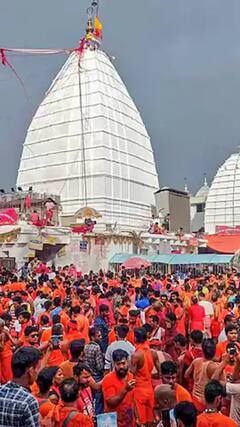 Mahashivratri: बाबा बैद्यनाथ ज्योतिर्लिंग मंदिर में बड़ी संख्या में पहुंचे भक्त | ABP NEWS SHORTS