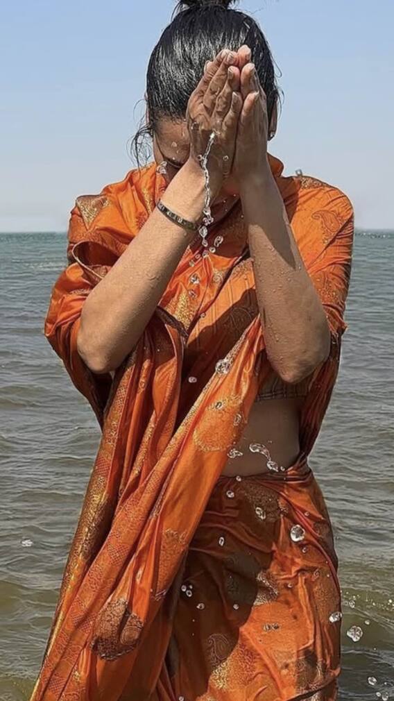 महाकुंभ में इन एक्ट्रेसेस ने लगाई डुबकी, जाने कौन-कौन है इसमें शामिल