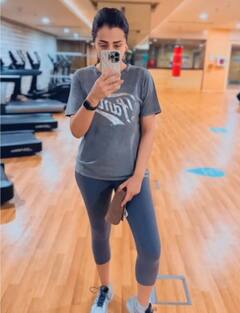 Actress Workout Photos: ஹீரோக்களை விட வெறித்தனமாக ஒர்கவுட் பண்ணும் ஹீரோயின்களின் போட்டோஸ்!