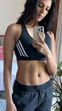 Actress Workout Photos: ஹீரோக்களை விட வெறித்தனமாக ஒர்கவுட் பண்ணும் ஹீரோயின்களின் போட்டோஸ்!