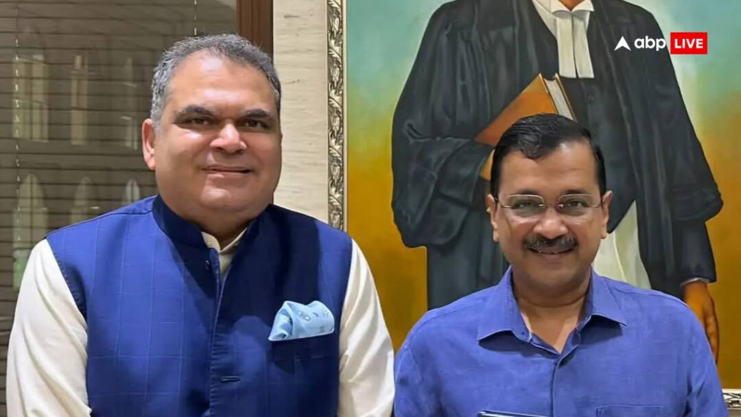 ‘Ludhiana Runs In His Veins’: Kejriwal Backs Sanjeev Arora As He Files Nomination For June 19 Bypoll Sanjeev Arora AAP Ludhiana West Bypoll Roadshow ‘Ludhiana Runs In His Veins’: Kejriwal Backs Sanjeev Arora As He Files Nomination For June 19 Bypoll