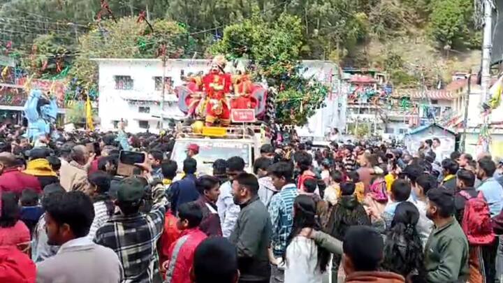 हिमालय की गोद में बसे उत्तरकाशी को भगवान शिव का कलियुग का दूसरा निवास माना जाता है. यहां भी काशी विश्वनाथ मंदिर विद्यमान हैं.