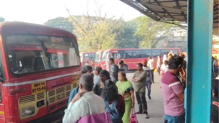 त्यामुळे महाराष्ट्रातील आंदोलकांनी कर्नाटकातून येणाऱ्या बसेसना काळे फासले. या प्रकारामुळे राज्यात वातावरण तापलेले आहे.