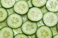 સાવધાન, આ લોકોએ ભૂલથી પણ ન ખાવી જોઇએ કાકડી, જાણો શું થશે નુકસાન