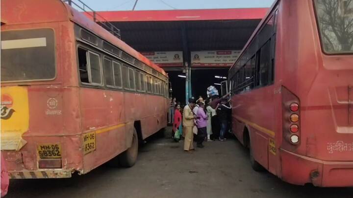 कर्नाटक प्रशासनाची महाराष्ट्रात तब्बल पाच दिवसानंतर बस सेवा सुरू झाली आहे.