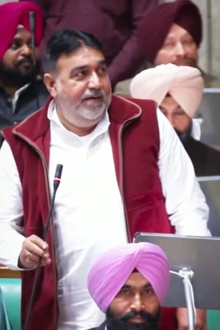 ਅਮਰੀਕਾ ਤੋਂ ਡਿਪੋਰਟ ਨੌਜਵਾਨਾਂ ਨੂੰ ਮਿਲੇਗੀ 50-50 ਹਜ਼ਾਰ ਦੀ ਰਾਸ਼ੀ, ਜਾਣੋ ਕਿਸਨੇ ਕੀਤਾ ਐਲਾਨ ?