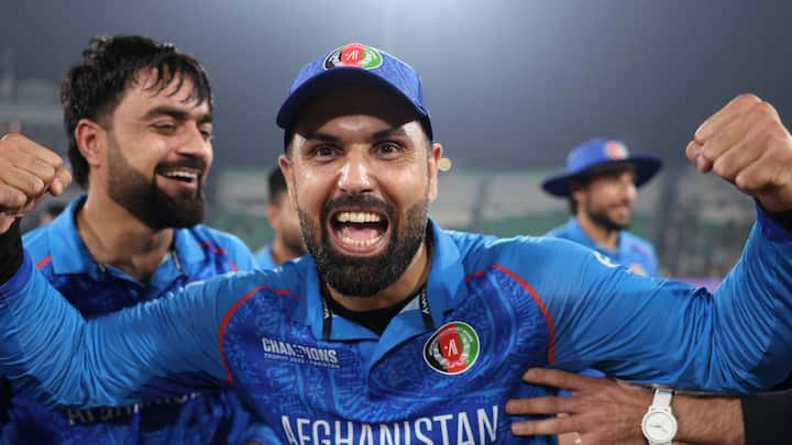 অস্ট্রেলিয়াকে হারিয়ে দিতে পারলেই শেষ চারের দরজা খুলে যাবে আফগানিস্তানের। পরপর ২ ম্যাচে অঘটন ঘটাতে পারবেন রশিদ খানরা? ছবি - আইসিসি এক্স