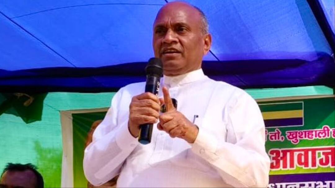 बिहार में कैबिनेट विस्तार पर CM नीतीश कुमार के करीबी रहे RCP सिंह ने उठाए सवाल, जानिए क्या कहा Aap sab ki awaaz Aasa party convenor RCP Singh Reaction on Bihar Cabinet Expansion बिहार में कैबिनेट विस्तार पर CM नीतीश कुमार के करीबी रहे RCP सिंह ने उठाए सवाल, जानिए क्या कहा