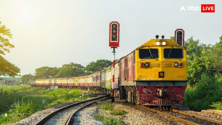 High Speed Train: 'कितनी रफ्तार से दौड़ने वाली ट्रेन होती है हाई स्पीड', इंडियन रेलवे ने खुद बताया