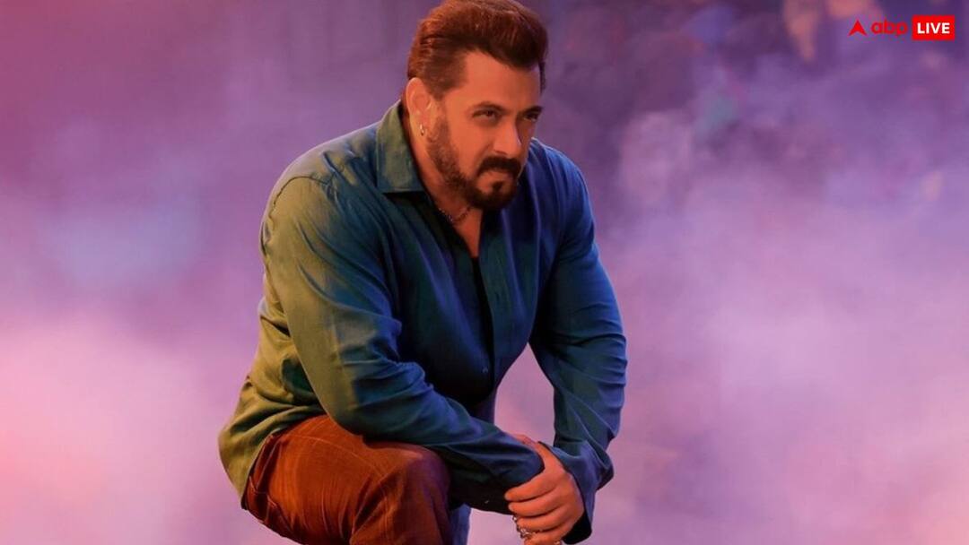 Sikandar Teaser Twitter Review salman khan fans does not like the video says salaar ki cheap copy Sikandar Teaser Twitter Review: सलमान खान की 'सिकंदर' का टीजर देख फैंस ने पकड़ा माथा, बोले- 'सालार की सस्ती कॉपी'