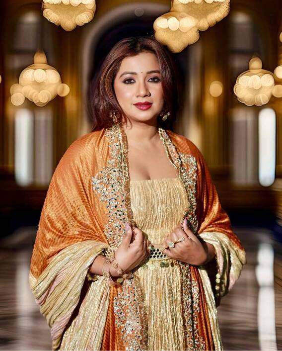 নিজের এই কাজের জন্য এখন লজ্জিত বোধ করেন শ্রেয়া!