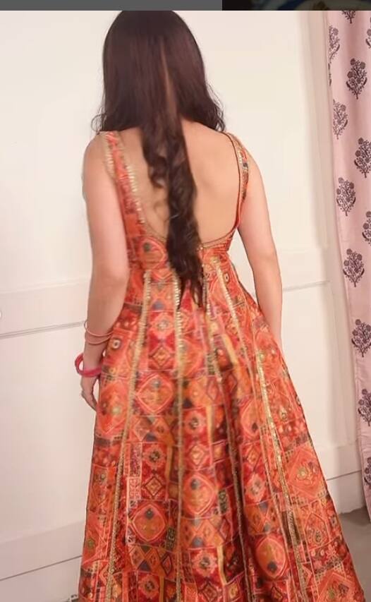 રેડ ડ્રેસમાં ગરીમા જૈનનું ક્યૂટ અંદાજ, ફેન્સ થયા ફિદા