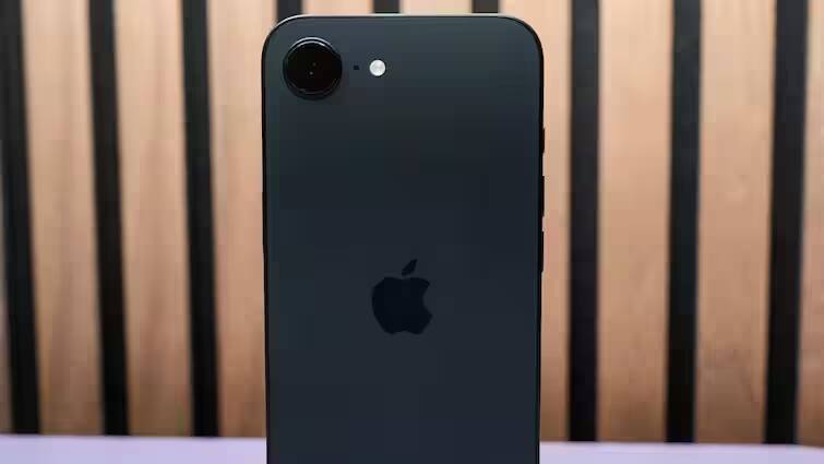 iPhone 16e પહેલી સેલ 28 ફેબ્રુઆરીએ થશે, જાણો એપ્પલના નવા ફોનના ફીચર્સ અને કિંમત અને વિશેષતા iPhone 16e first sale will be on February 28, know the features, price and specifications of Apple's new phone iPhone 16e પહેલી સેલ 28 ફેબ્રુઆરીએ થશે, જાણો એપ્પલના નવા ફોનના ફીચર્સ અને કિંમત અને વિશેષતા