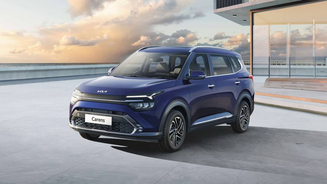 सिर्फ 1 लाख रुपये की डाउन पेमेंट पर आपको मिल जाएगी नई Kia Carens, ये रहा EMI का हिसाब New Kia Carens on Down Payment and EMI 1 Lakh Rupees Powertrain Specifications Know details here सिर्फ 1 लाख रुपये की डाउन पेमेंट पर आपको मिल जाएगी नई Kia Carens, ये रहा EMI का हिसाब