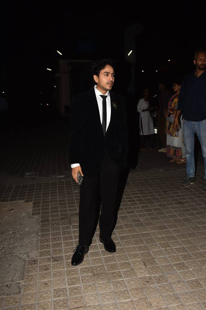 Adarsh Gourav, who has headlined 'Superboys of Malegaon', was seen in a formal black suit.
