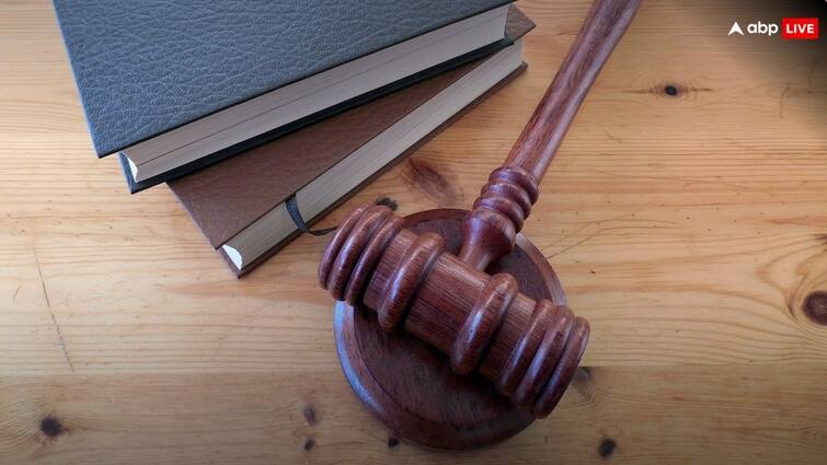 Grabbing Minor's Breasts Not Rape Supreme Court Stays Allahabad High Court Observation Supreme Court Stays Allahabad HC's 'Grabbing Minor's Breasts Not Rape' Observation