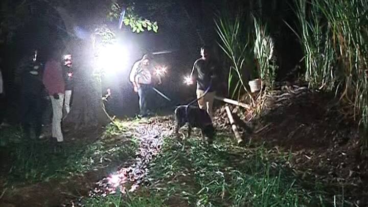 रात्री दीडच्या सुमारास दत्तात्रय गाडे नातेवाईकांकडे पाणी प्यायला आल्यानंतर, मला पश्चाताप होतोय. मला सरेंडर व्हायचं आहे, असे बोलला.