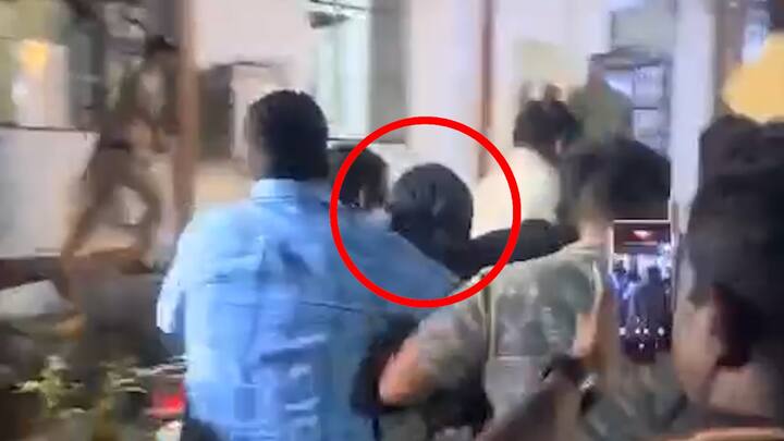 दत्ता गाडेने नातेवाईकांकडून पाण्याची बाटली घेतली. आणि माझी मोठी चुक झालीय, मला सरेंडर करायचं असं सांगून तिथुन निघुन गेला.