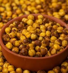 ਭੁੰਨੇ ਹੋਏ ਛੋਲੇ ਸੁਪਰਫੂਡ! ਭਾਰ ਕੰਟ੍ਰੋਲ ਕਰਨ ਸਣੇ ਮਿਲਦੇ ਇਹ ਫਾਇਦੇ