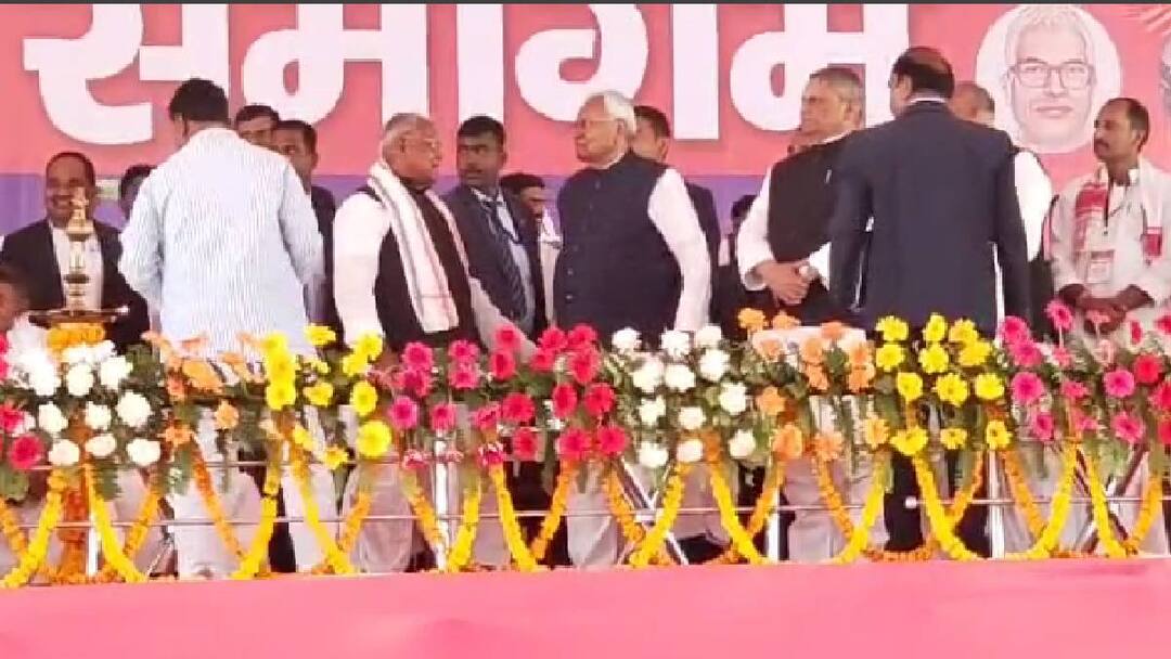 Dalit Samagam Rally: दलित समागम रैली में रखे गए अहम प्रस्ताव, बाबा साहब भीमराव अंबेडकर के लिए उठी ये मांग jitan ram manjhi Hum Dalit Samagam Rally Demand to build huge statue of Baba Saheb Bhimrao Ambedkar ann Dalit Samagam Rally: दलित समागम रैली में रखे गए अहम प्रस्ताव, बाबा साहब भीमराव अंबेडकर के लिए उठी ये मांग