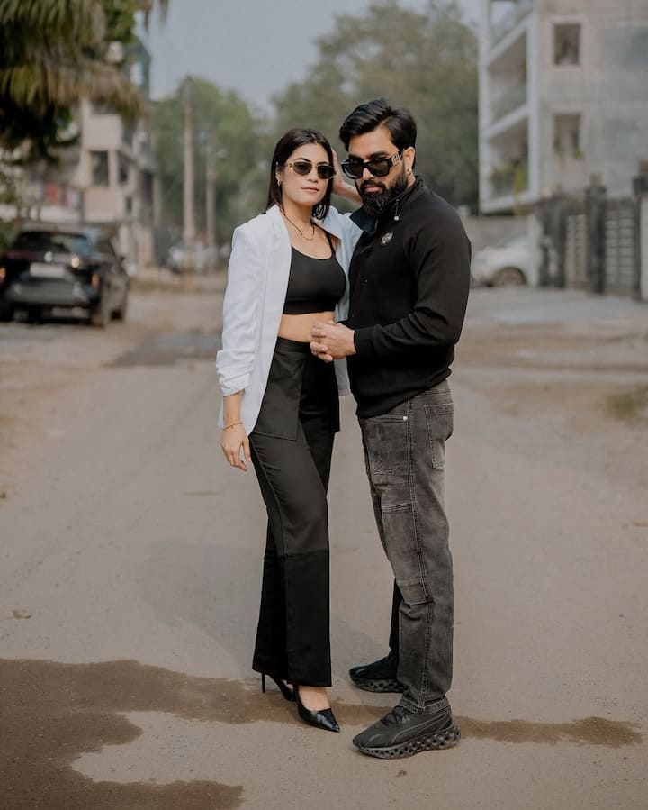 कृतिका ने व्लॉग में कहा- अभी मुझे बच्चा बिल्कुल भी नहीं चाहिए. मैं अभी बच्चा नहीं करना चाहती हूं. मगर हमारे घर में लड़की नहीं होती, तूबा नहीं होती तो मैं सोच सकती थी.
