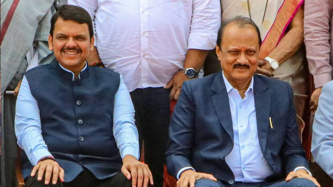 Maharashtra: मराठी भाषा दिवस के कार्यक्रम में क्यों नहीं पहुंचे CM देवेंद्र फडणवीस, अजित पवार ने दिया ये जवाब? Maharashtra CM Devendra Fadnavis Why did not attend marathi Language day program clarify Deputy CM Ajit Pawar ANN Maharashtra: मराठी भाषा दिवस के कार्यक्रम में क्यों नहीं पहुंचे CM देवेंद्र फडणवीस, अजित पवार ने दिया ये जवाब?