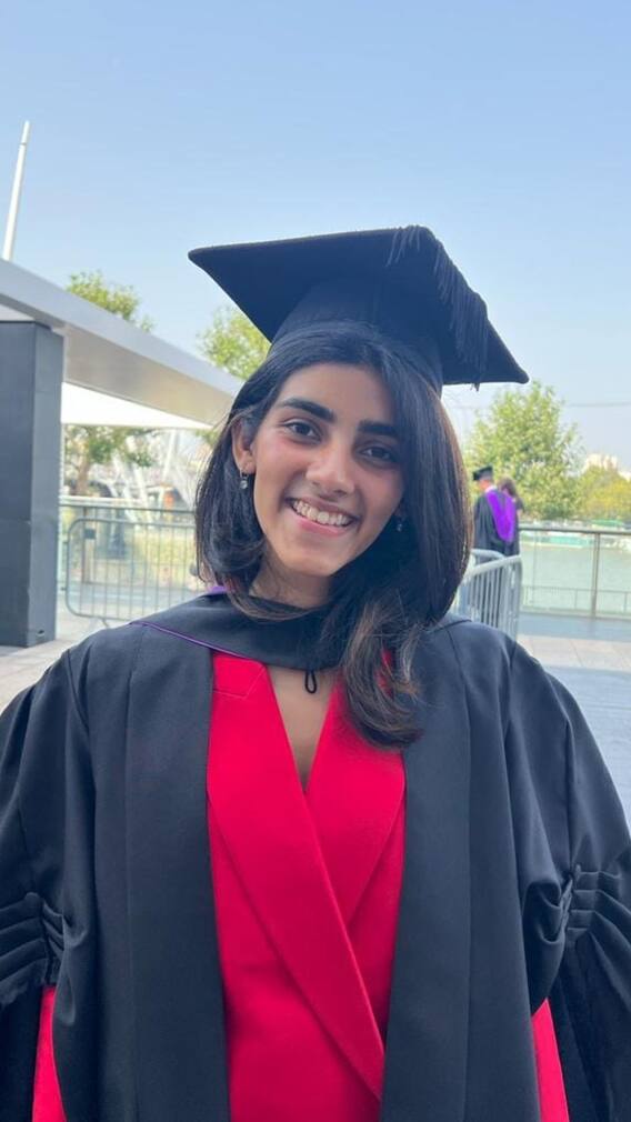 সচিনকন্যা সারা না সৌরভকন্যা সানা, শিক্ষাগত যোগ্যতায় কে এগিয়ে?