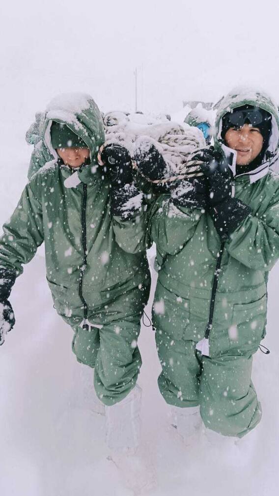 चमोली में कहां टूटा बर्फ का पहाड़? रेस्क्यू की तस्वीरें