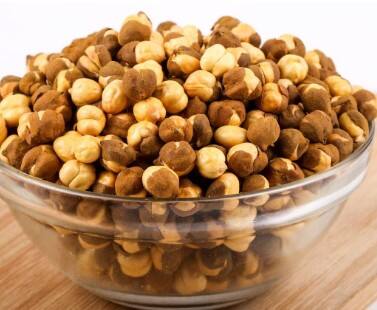 ਇਸ ਨੂੰ ਖਾਣ ਨਾਲ ਤੁਹਾਡਾ ਪੇਟ ਲੰਬੇ ਸਮੇਂ ਤੱਕ ਭਰਿਆ ਰਹੇਗਾ ਪਰ ਮੋਟਾਪਾ ਅਤੇ ਭਾਰ ਨਹੀਂ ਵਧੇਗਾ। ਤੁਸੀਂ ਭੁੰਨੇ ਹੋਏ ਛੋਲਿਆਂ ਨੂੰ ਸਵੇਰ ਦੇ ਨਾਸ਼ਤੇ ਜਾਂ ਸ਼ਾਮ ਦੇ ਸਨੈਕ ਦੇ ਤੌਰ 'ਤੇ ਖਾ ਸਕਦੇ ਹੋ।