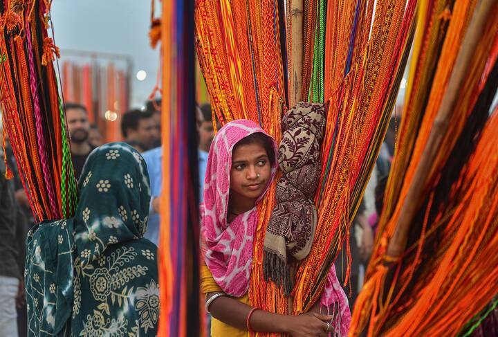 कुंभ मिनिस्टर गिरीश महाजन ने कहा कि नासिक कुंभ में पहुंचने वाले भक्तों की संख्या को फिलहाल नहीं बताया जा सकता है हांलाकि 12 से 14 करोड़ भक्तों के आने की उम्मीद है.