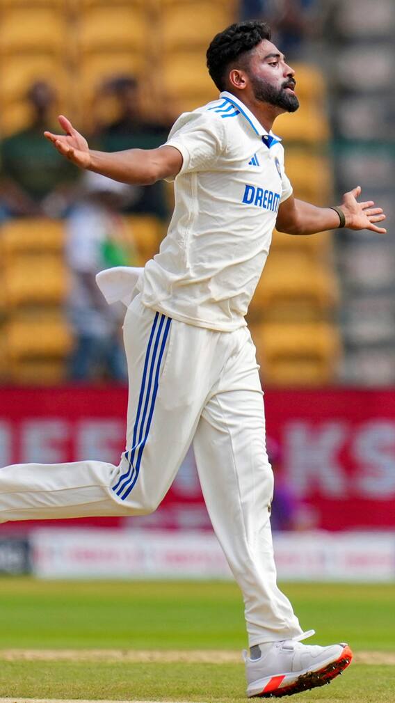 इस बॉलीवुड एक्ट्रेस के प्यार में हैं टीम इंडिया के तेज गेंदबाज मोहम्मद सिराज!