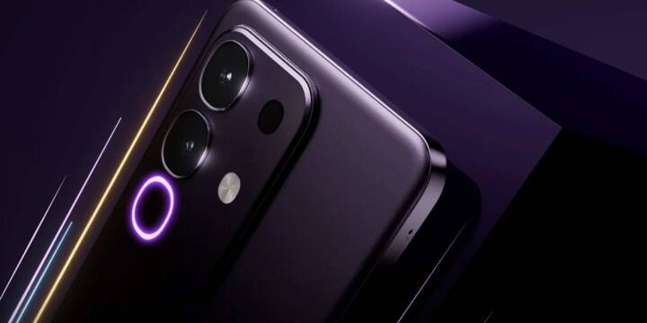 Vivo T4x 5G अपने पिछले मॉडल Vivo T3x 5G की तुलना में कई अपग्रेड्स के साथ आएगा. अब तक लीक हुई जानकारी के अनुसार, इसमें 6.72-इंच FHD+ IPS LCD डिस्प्ले होगी जो 120Hz रिफ्रेश रेट सपोर्ट करेगी.