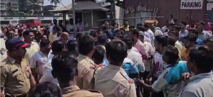 अपघातास जबाबदार असलेल्या एसटी बस चालकाला अटक करण्यात आली असून, त्याच्यावर निलंबनाची कारवाई होणार असल्याची माहिती आहे..