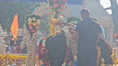 Shani Shingnapur Temple : शनिदेवाला आता ब्रँडेड तेलानेच होणार अभिषेक, नेमकं कारण काय? पाहा PHOTOS