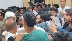 सांसद चंद्रशेखर आजाद को भरी सभा में छात्र नेता और सपा के राष्ट्रीय सचिव ने सुनाई खरी खोटी