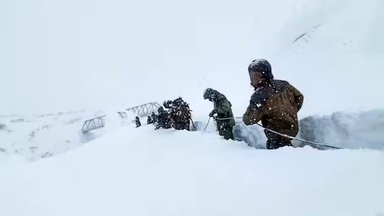 Chamoli Glacier Burst: હિમસ્ખલનથી ચમોલીમાં આફત, 55 શ્રમિક હજુ પણ ફસાયેલા, રેસ્ક્યુ ઓપરેશન હજુ પણ ચાલુ due to Chamoli Glacier Burst 55 workers still trapped in Chamoli rescue operation still ongoing Chamoli Glacier Burst: હિમસ્ખલનથી ચમોલીમાં આફત, 55 શ્રમિક હજુ પણ ફસાયેલા, રેસ્ક્યુ ઓપરેશન હજુ પણ ચાલુ