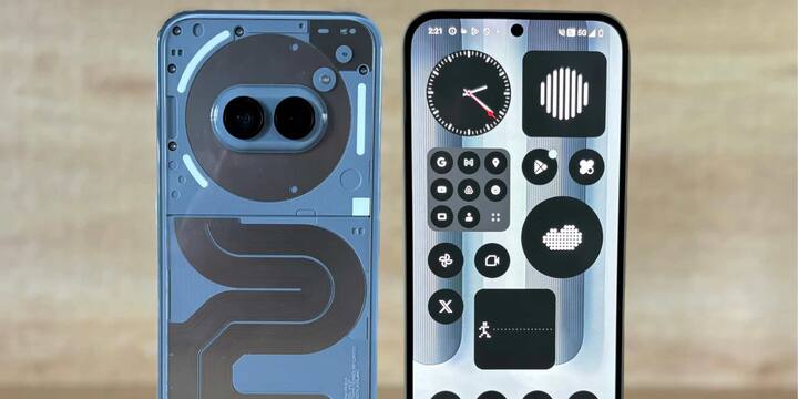 अब कंपनी ने एक और मॉडल का डिजाइन टीज़ किया है, जिससे कयास लगाए जा रहे हैं कि यह Nothing Phone (3a) हो सकता है. यह स्मार्टफोन Glyph Interface के साथ आएगा, जो इसे अनोखा बनाता है.