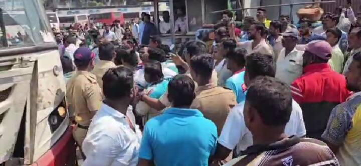 संतप्त जमावाने बसस्थानक परिसरात गोंधळ घालून प्रवाशांचे मोठे नुकसान केले, त्यामुळे सुरक्षेचा प्रश्न निर्माण झाला.