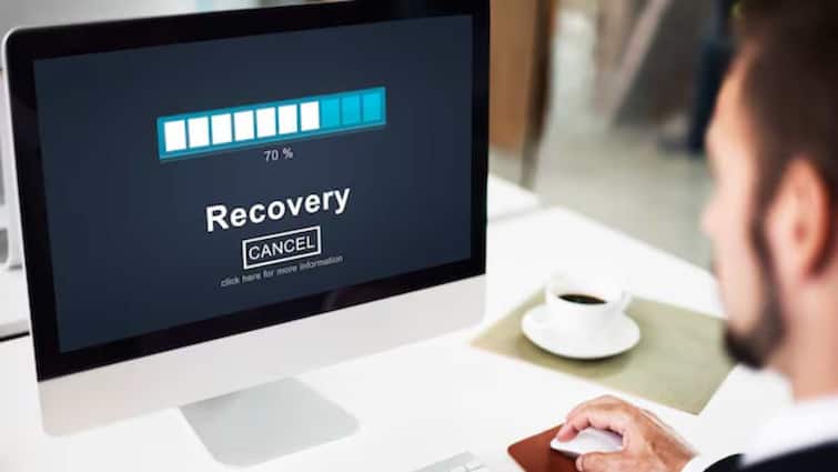 How to recover deleted photos in devices this is a very easy way