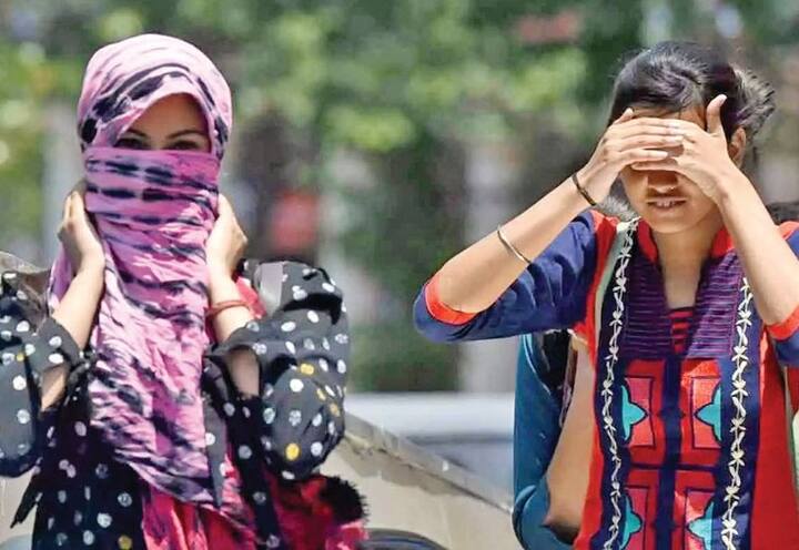 હવામાન વિભાગની આગાહી અનુસાર માર્ચ મહિનામાં જ રાજ્યમાં ગરમી અનેક રેકોર્ડ તોડી નાખશે. આ વર્ષે તાપમાન સામાન્ય 3થી 4 ડિગ્રી વધારે રહેશે.