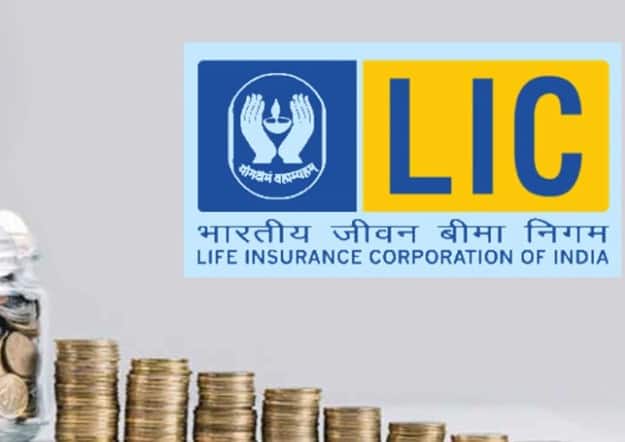 You will get the benefit of a fixed pension as per your age. You will continue to receive pension for your entire life. Exemptions may be available under the Income Tax Act. Option to choose lump sum or monthly pension. Government backed insurance scheme, which protects capital.