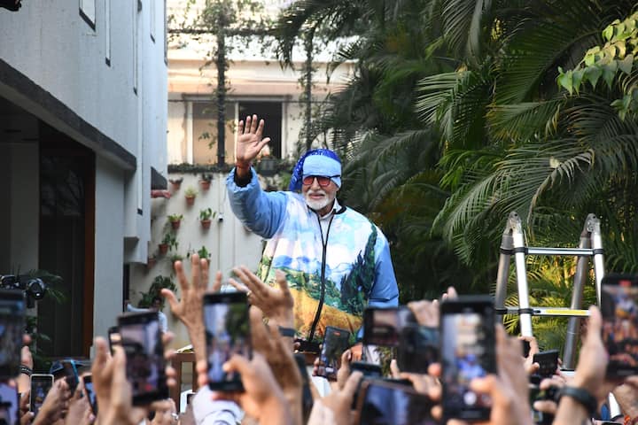 Amid health concerns and rumours about his retirement, Amitabh Bachchan greeted his fans outside his residence on Sunday evening.