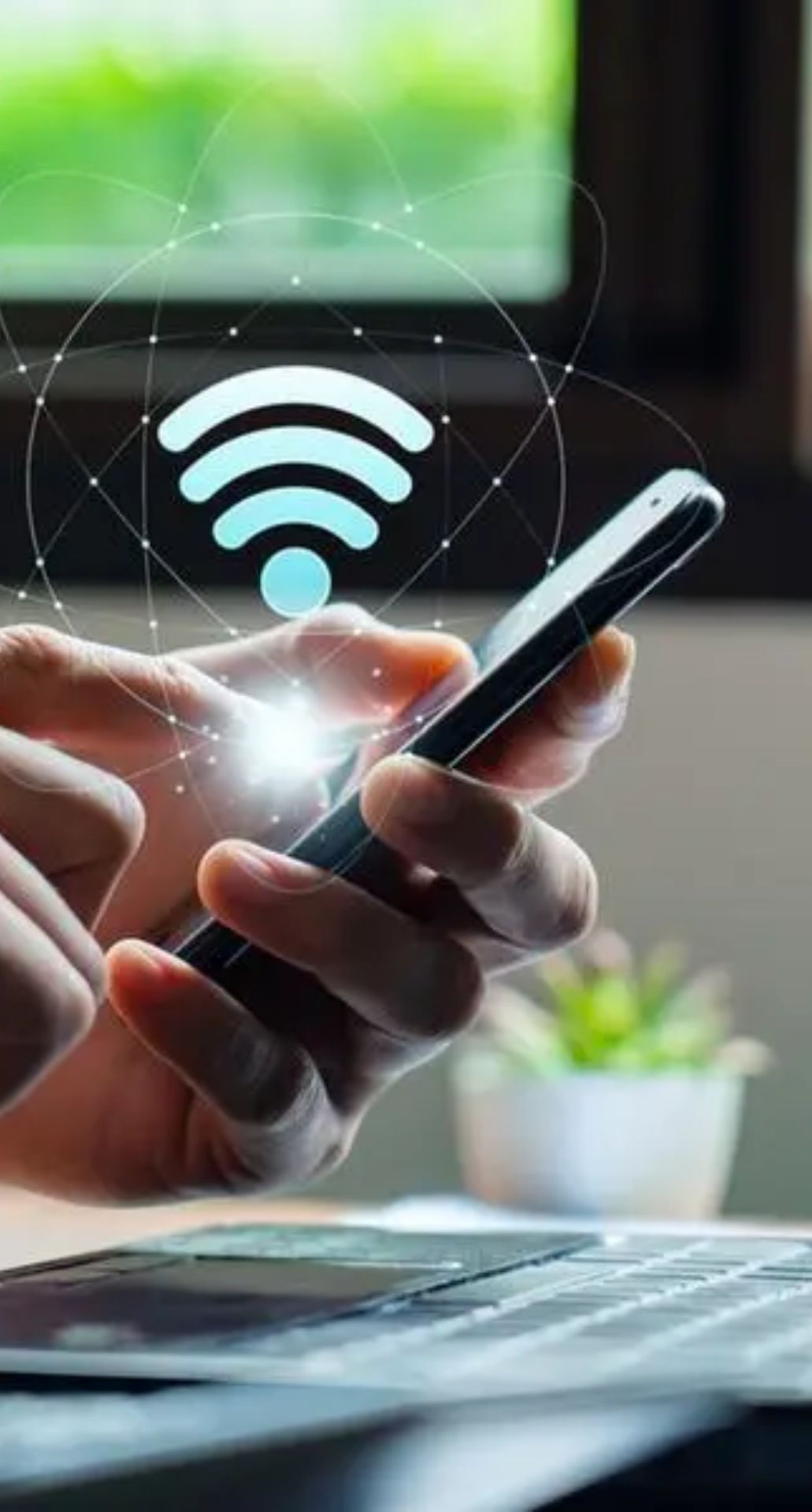 जो भी लोग स्मार्टफोन का प्रयोग करते हैं उन्होंने WIFI और Hotspot जैसे शब्दों को जरूर सुना होगा.