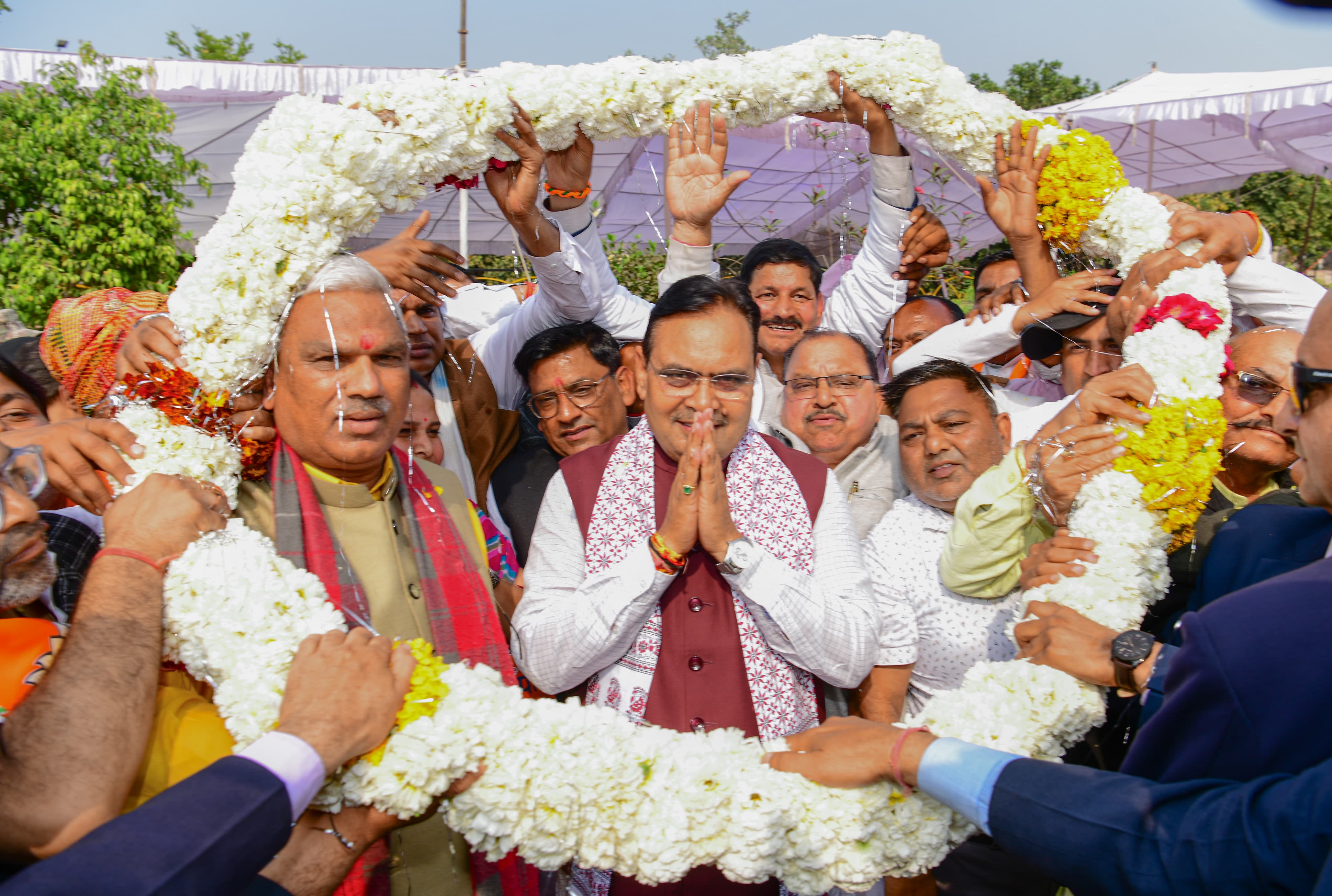 भरतपुर में CM भजनलाल शर्मा ने बजट घोषणा और विकास कार्यों की समीक्षा की, अधिकारियों से क्या कहा?