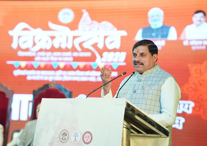 उन्होंने चीफ जस्टिस के सामने अपनी बात रखते हुए कहा कि इससे मानव श्रम के साथ-साथ समय की भी बचत होगी और सरकारी खर्च भी बचेगा.