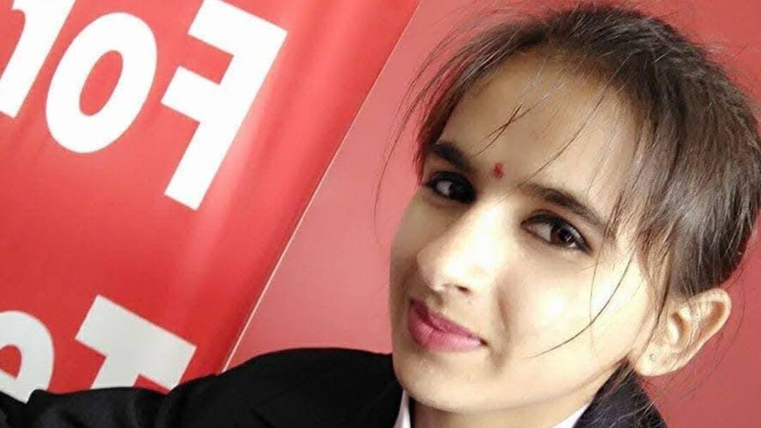 Rohtak Murder Case Congress leader Himani Narwal mother said will not perform last rites until justice 'जब तक नहीं मिलेगा इंसाफ नहीं करेंगे अंतिम संस्कार', बोलीं- कांग्रेस नेता हिमानी नरवाल की मां