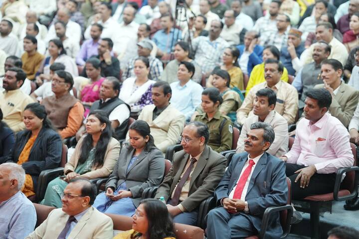 उन्होंने कहा कि हमने राज्य और केंद्र सरकार को 85 न्यायाधीश नियुक्त करने का प्रस्ताव भेजा है.