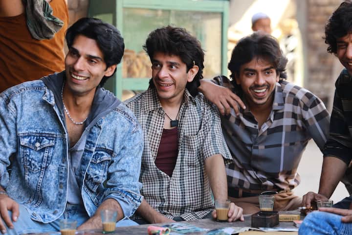 7 Reasons why Reema Kagati's 'Superboy of Malegaon' is one-day; In the pics 3 Celebration of dreamers and doers: Superboy of Malegaon is a celebration of dreamers and doers. It honors people who believe in their dreams, despite obstacles and tirelessly efforts to fulfill them. The film portrays beautifully how passion and perseverance can cause success, proving that true dreamers never give up.